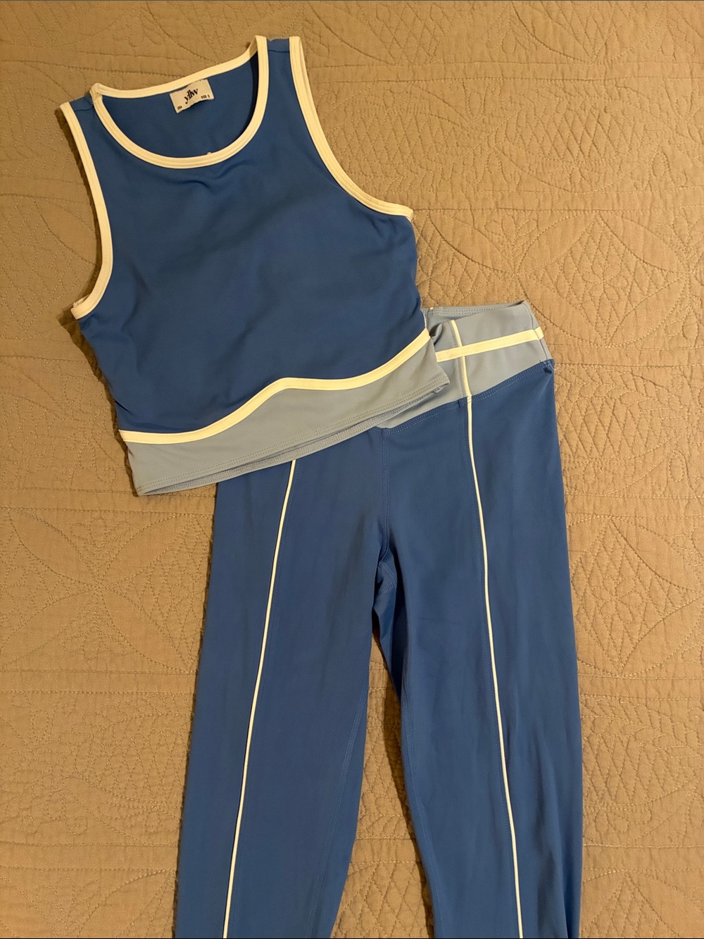 Yllw the Label Contour Tank (S) and Leggings (XS), Set